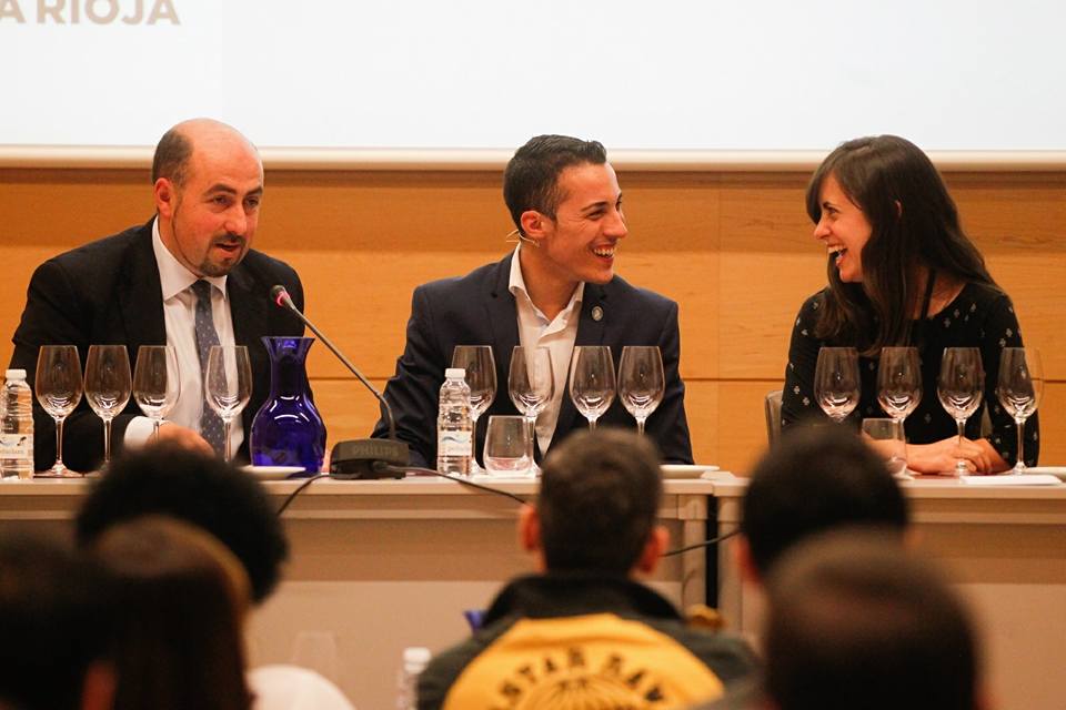 Gastroeconomy_DegustaRioja2015_Echapresto,GuillermoCruzPilarCavero